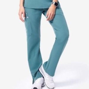 Figs Kade Petite Cargo Scrub Pants